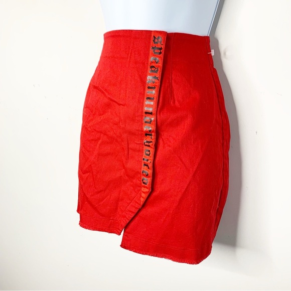 Women’s Y2k Mini Skirt Vintage 2000s Red Logo Size Small Punk Gothic Skater - Picture 5 of 10